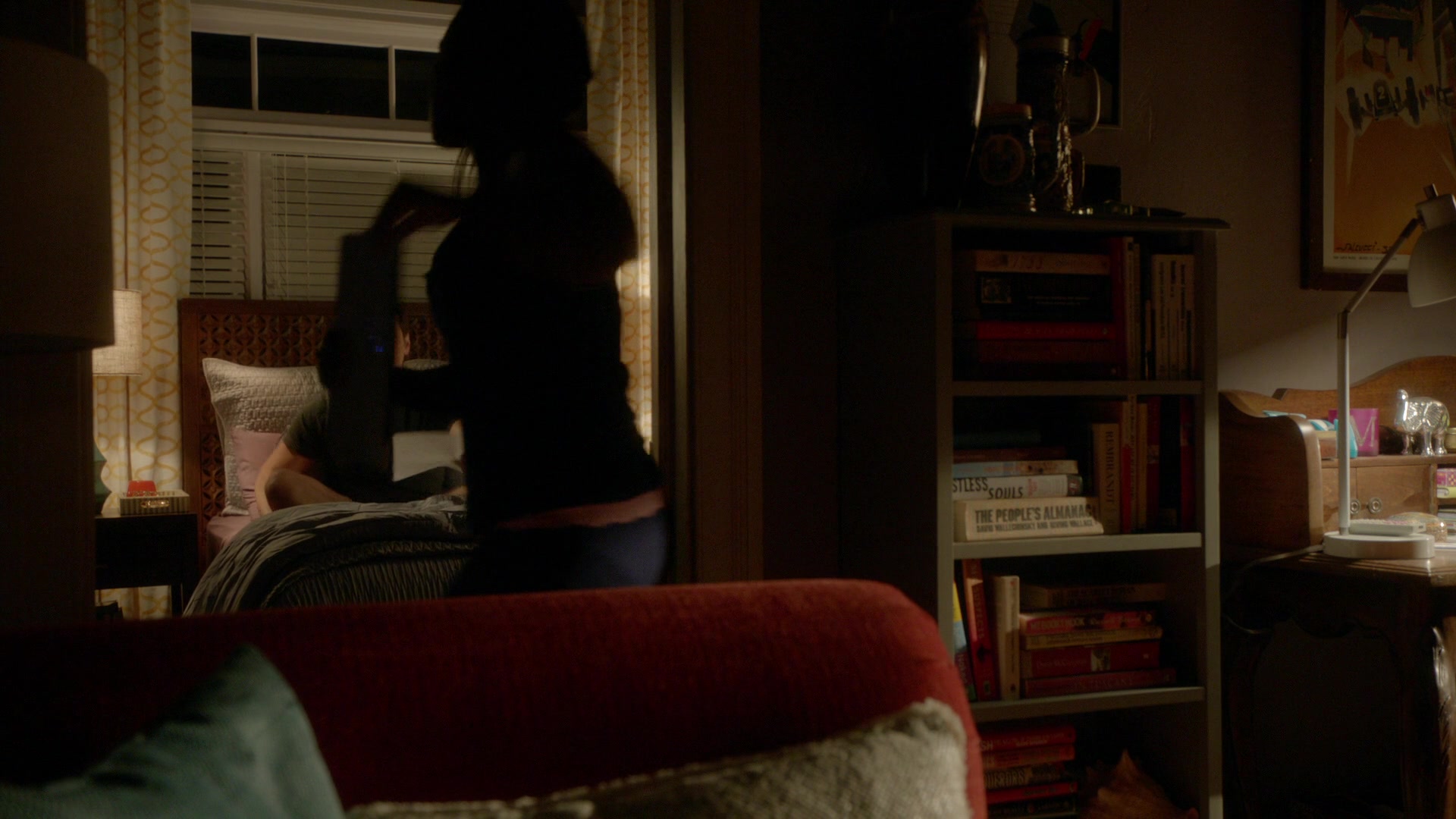 How_to_Get_Away_with_Murder_S04E01_KISSTHEMGOODBYE_NET_2600.jpg